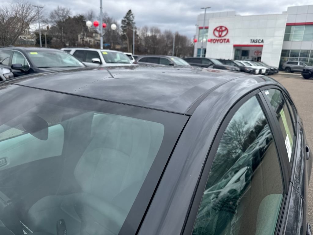 New 2026 Toyota Corolla SE image 32