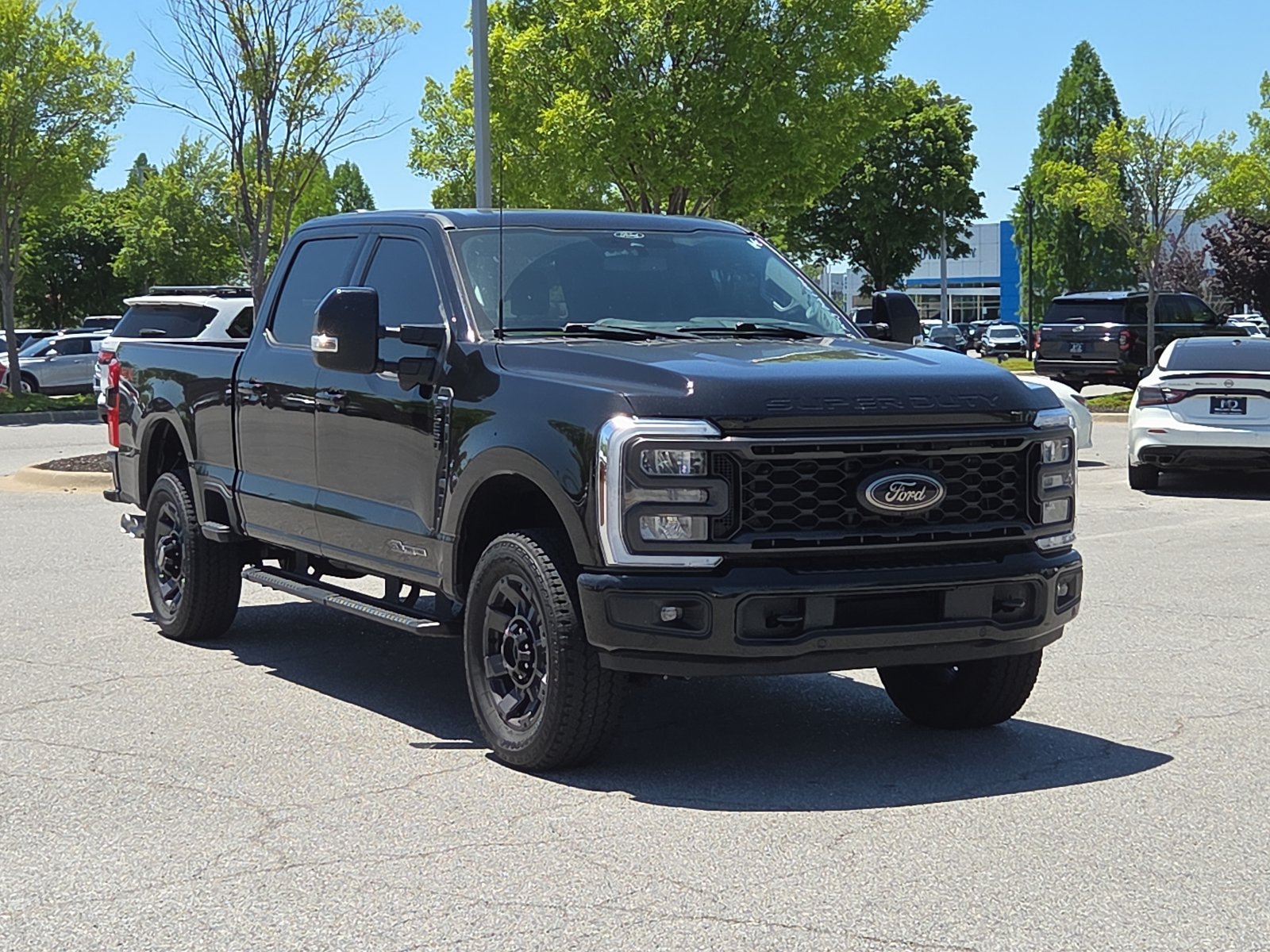 Used 2024 Ford F250 Lariat w/ Lariat Ultimate Package AWD/4WD image 1