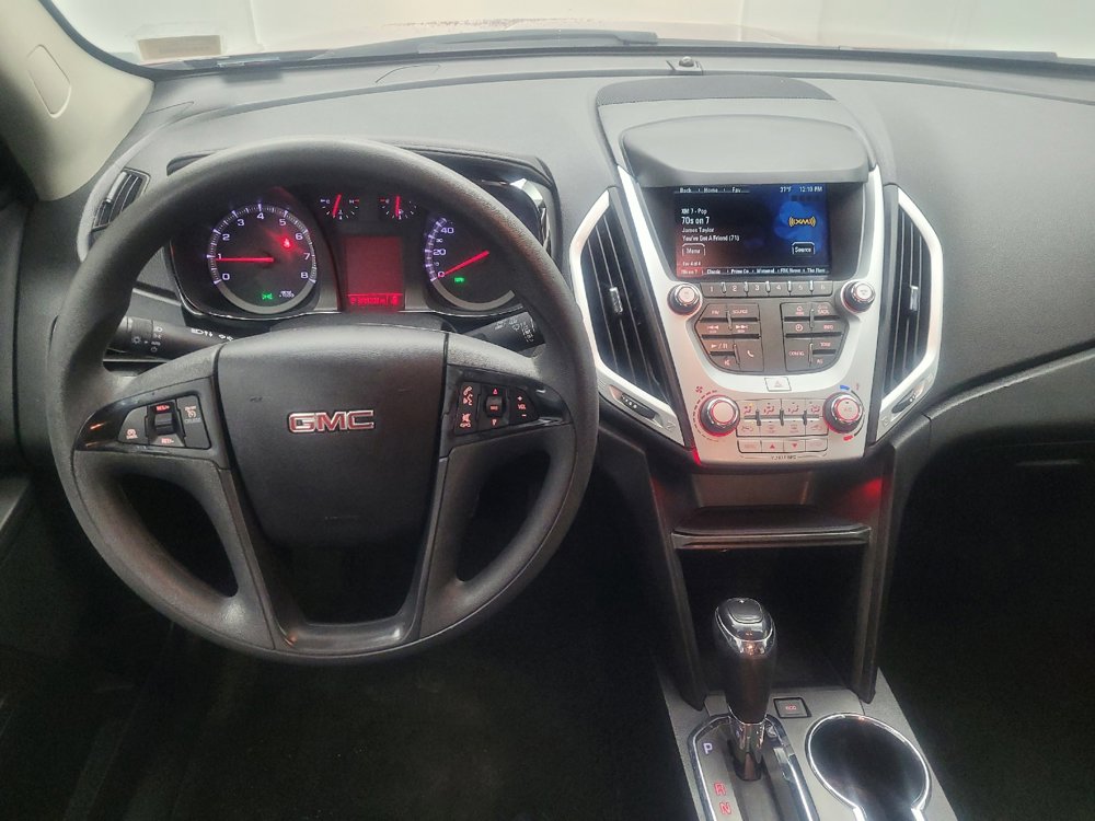 Used 2017 GMC Terrain SLE image 22