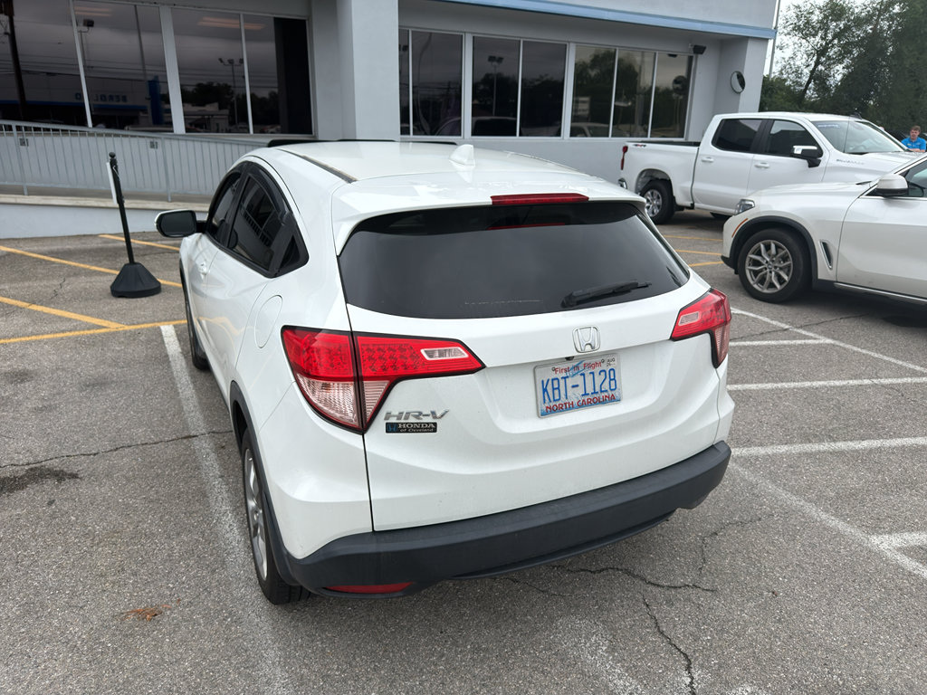Used 2017 Honda HR-V EX image 15
