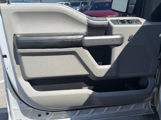Used 2018 Ford F150 XLT AWD/4WD image 10