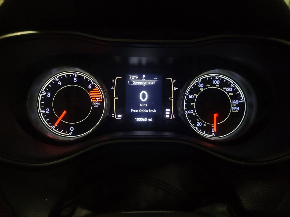 Used 2019 Jeep Cherokee Latitude Plus image 23