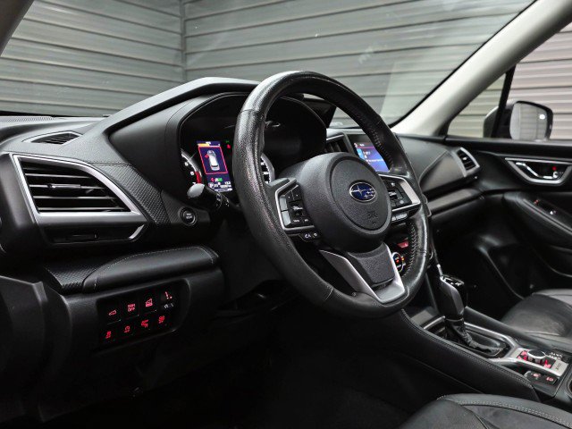 Used 2022 Subaru Forester Touring AWD/4WD image 11