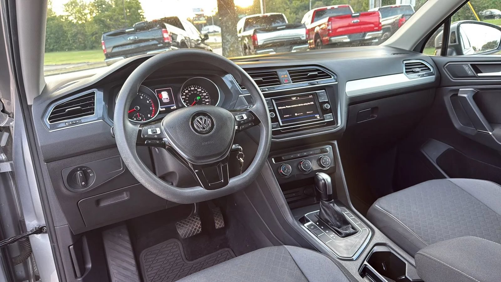 Used 2020 Volkswagen Tiguan S FWD image 12