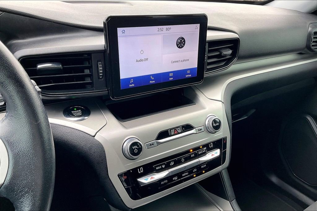 Used 2021 Ford Explorer XLT image 11