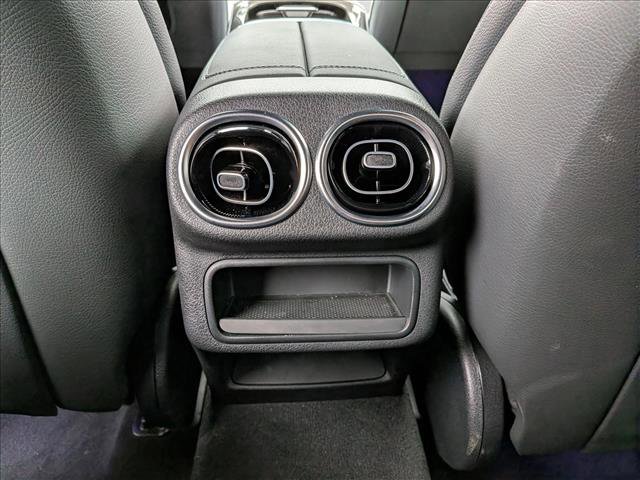 Certified 2025 Mercedes-Benz GLC 300 image 16