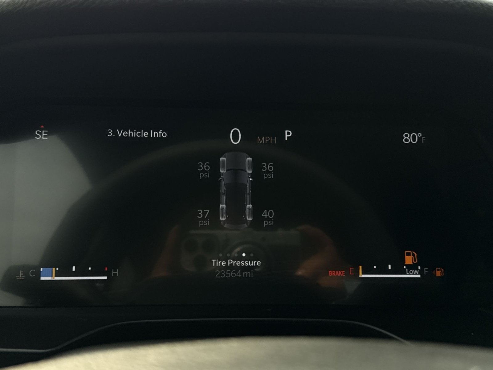 Used 2025 Jeep Grand Cherokee Altitude AWD/4WD image 17