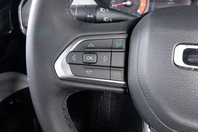 Used 2024 Jeep Compass Limited w/ Sun and Sound Group image 17