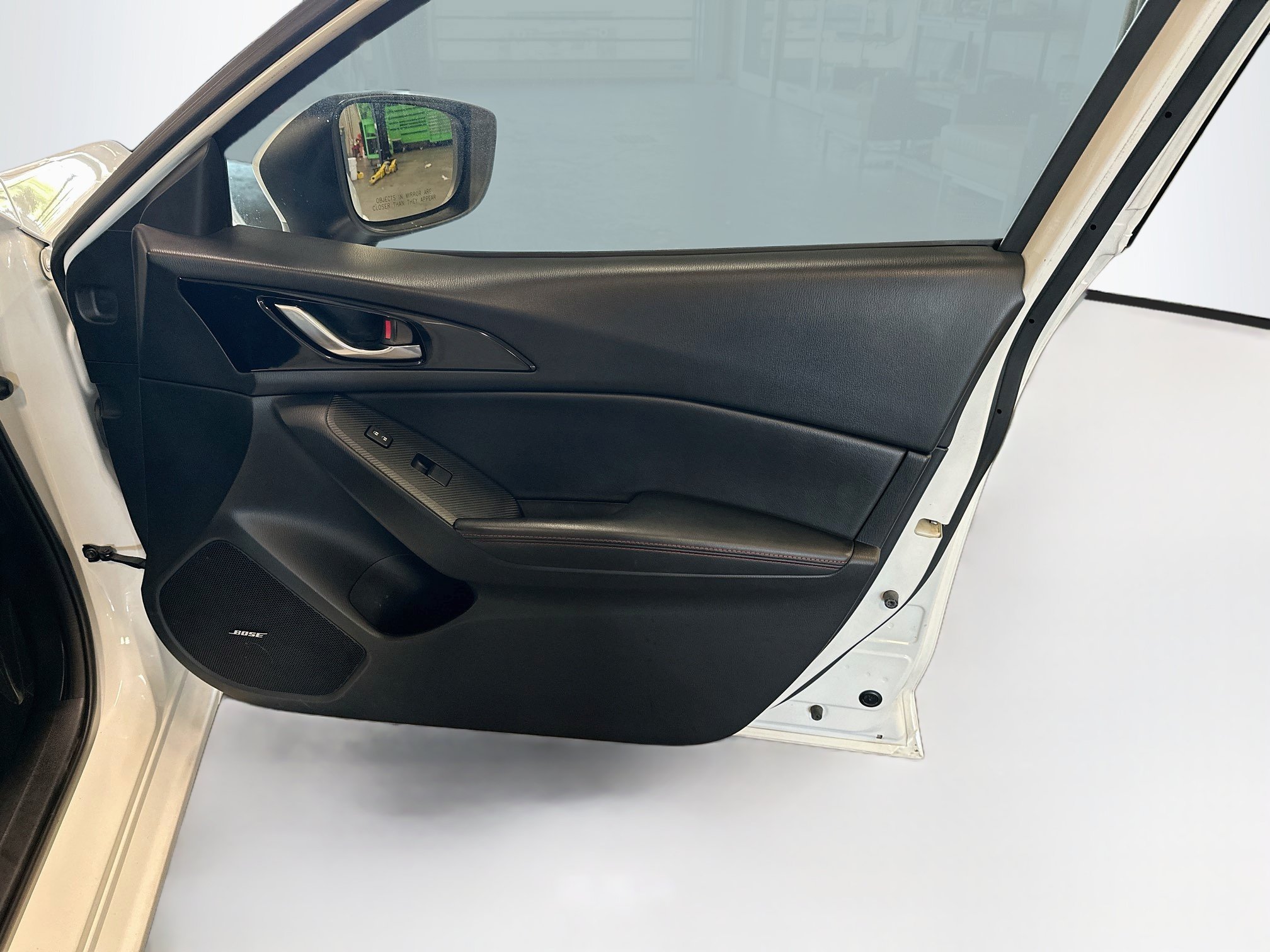 Used 2014 MAZDA MAZDA3 s Grand Touring FWD image 33