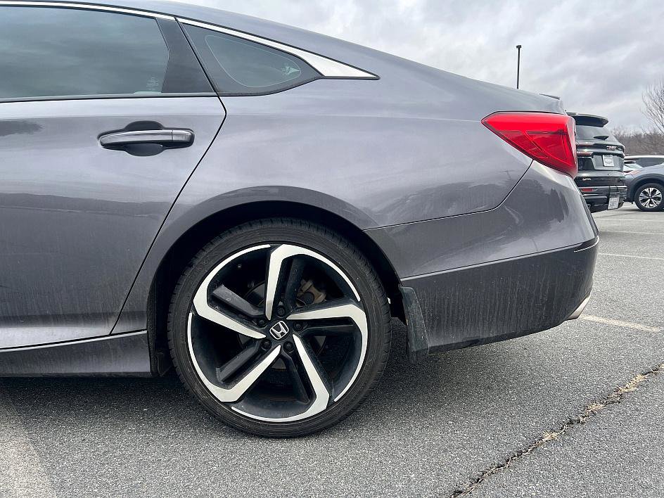 Used 2019 Honda Accord Sport image 13