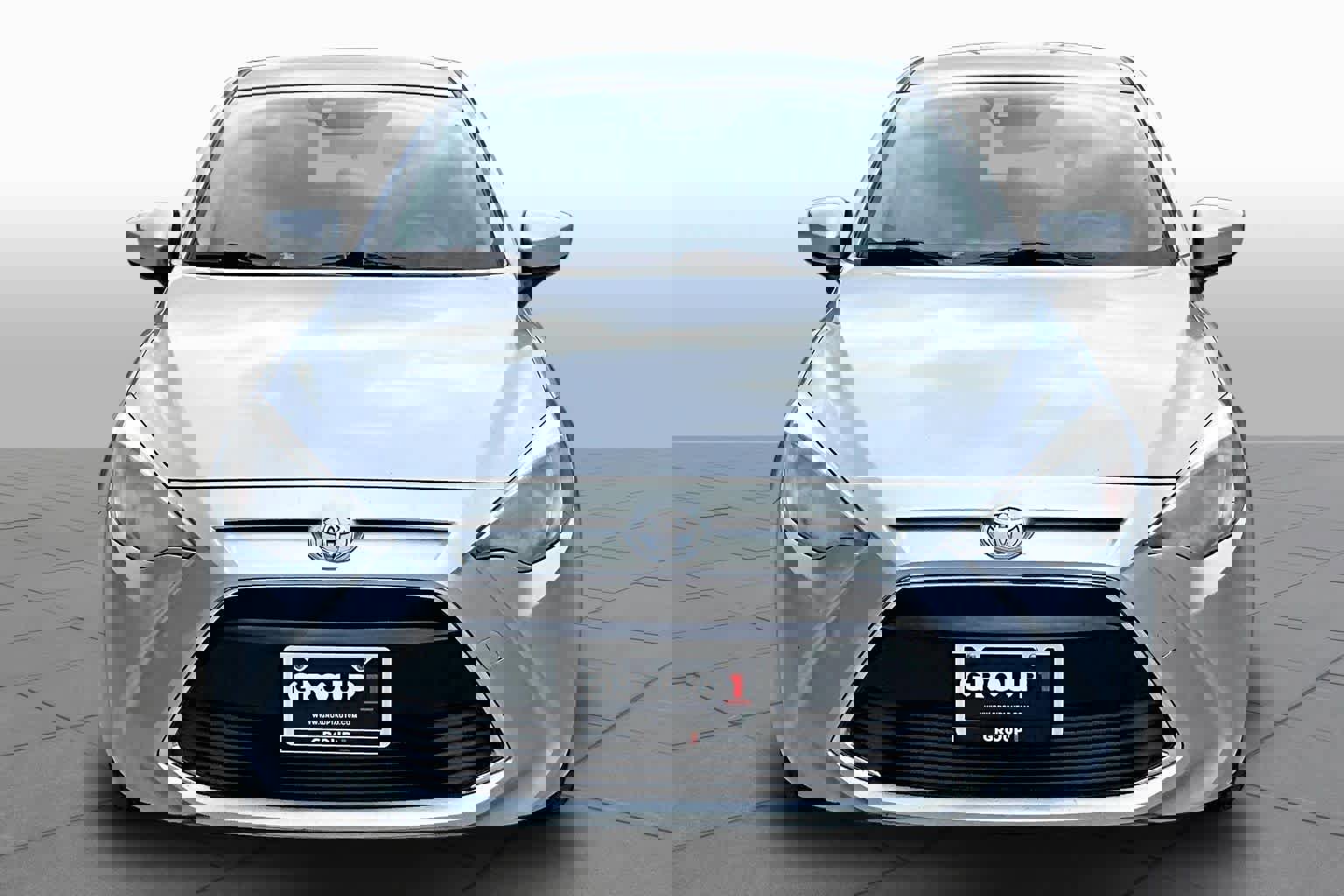 Used 2017 Toyota Yaris iA image 4