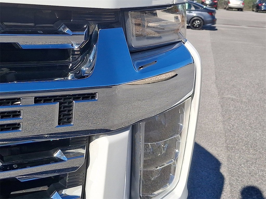 Used 2020 Chevrolet Silverado 2500 LTZ w/ Technology Package image 13