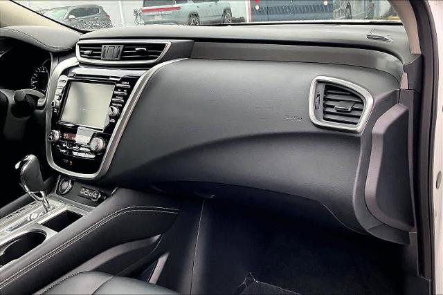 Certified 2024 Nissan Murano SV w/ SV Midnight Edition Package image 18