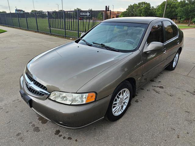 Used 2001 Nissan Altima GXE