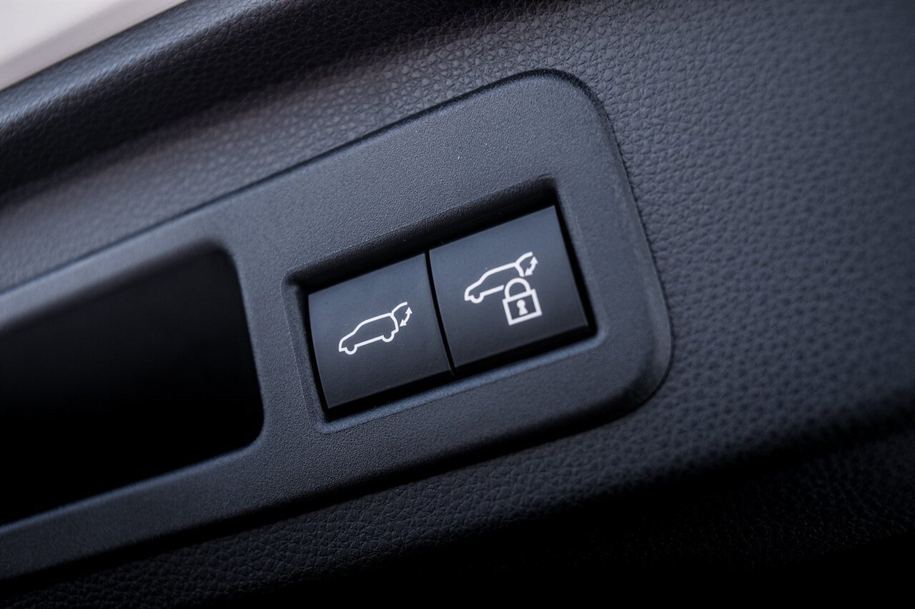 Used 2025 Toyota 4Runner TRD Off-Road Premium image 43