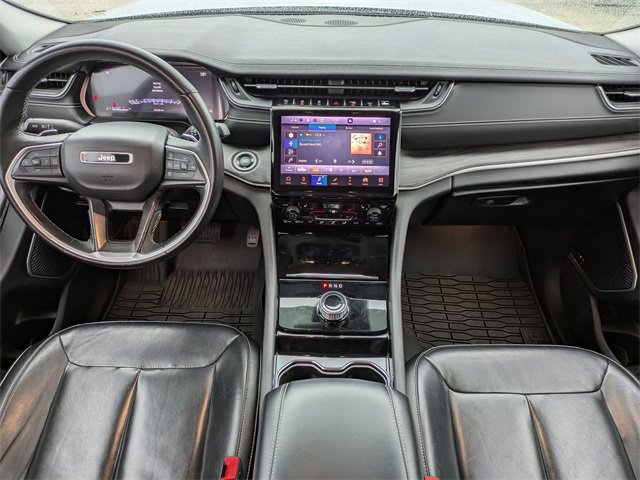 Used 2022 Jeep Grand Cherokee Limited image 17