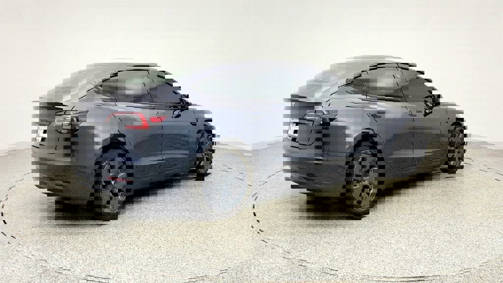 Used 2022 Tesla Model 3 image 5