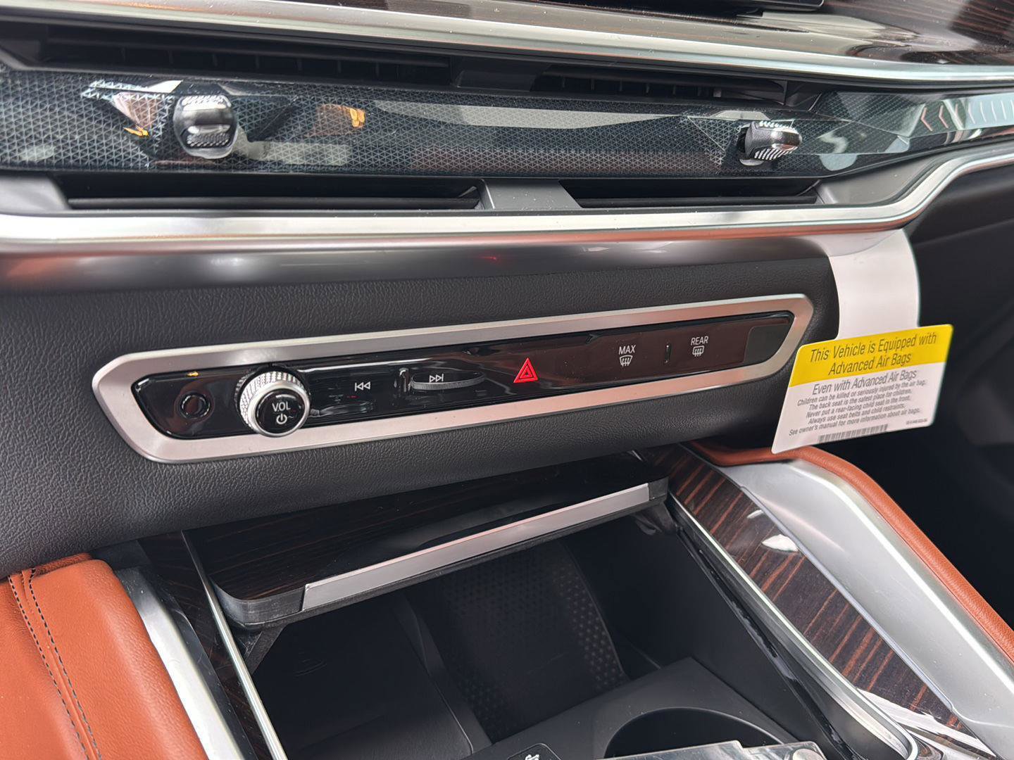 New 2026 BMW X6 xDrive40i w/ Executive Package image 21