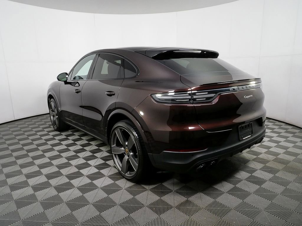 Certified 2023 Porsche Cayenne Platinum Edition AWD/4WD image 3