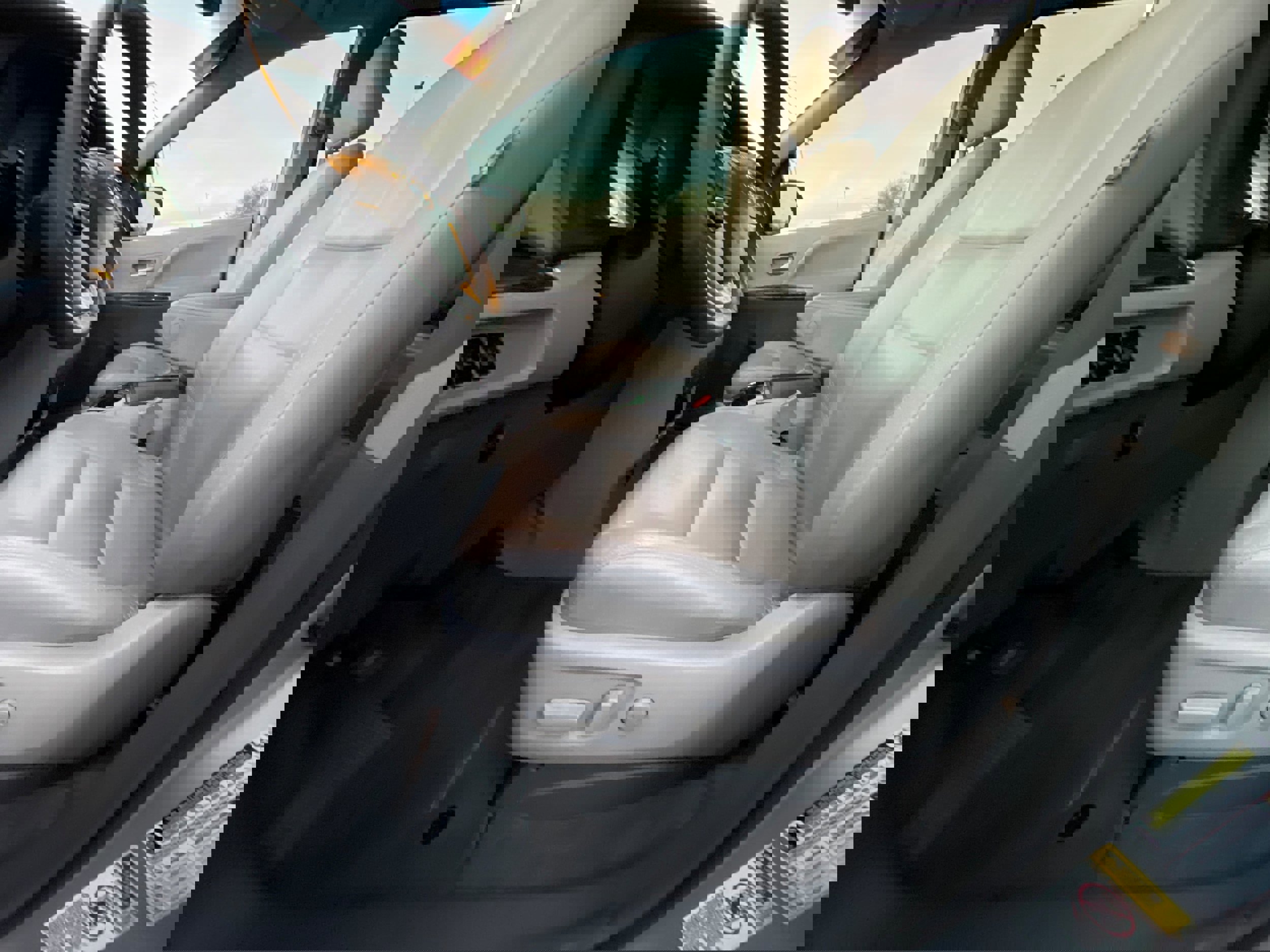 Used 2017 Toyota Sienna XLE image 13