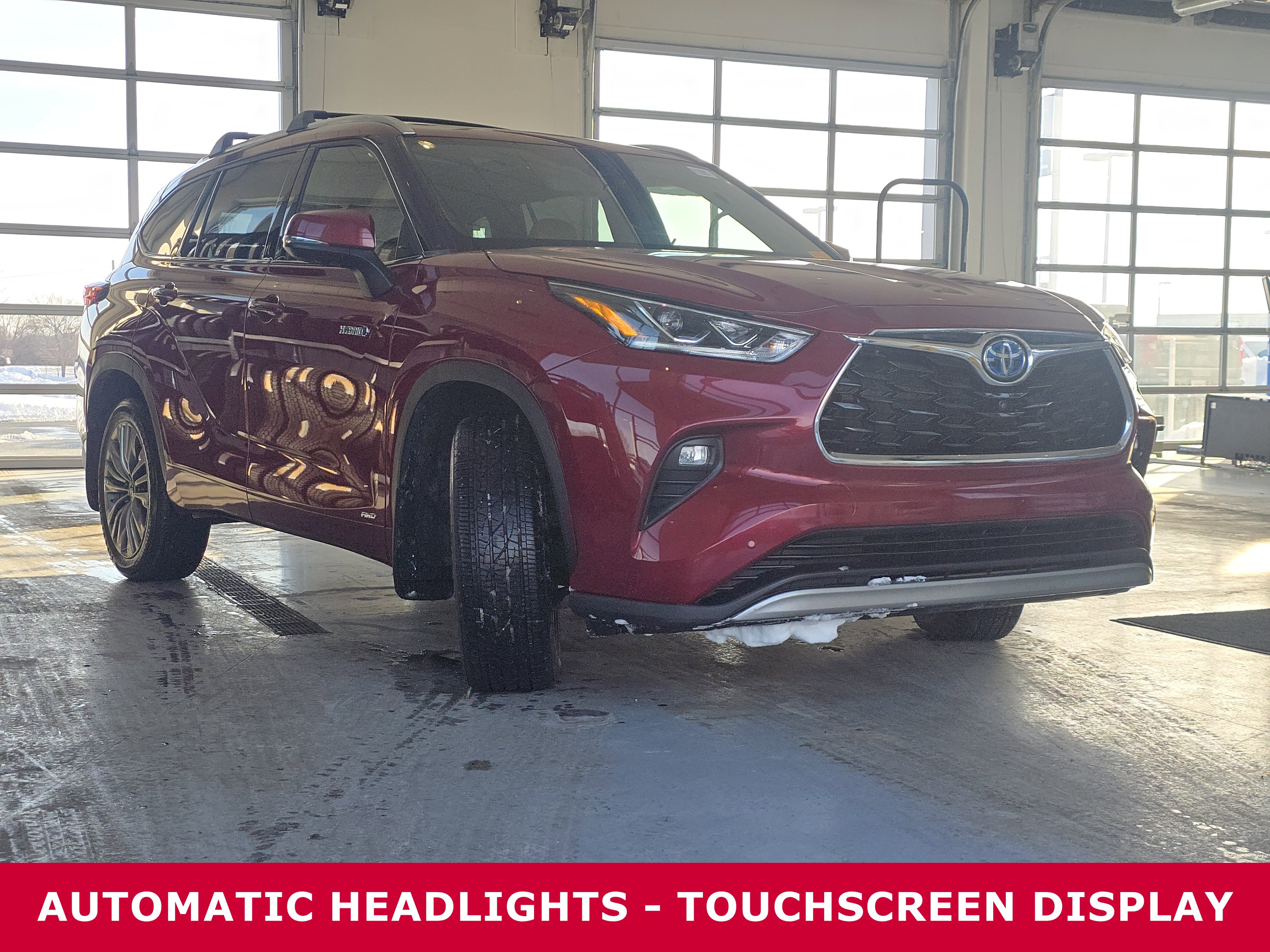 Used 2021 Toyota Highlander Platinum image 3