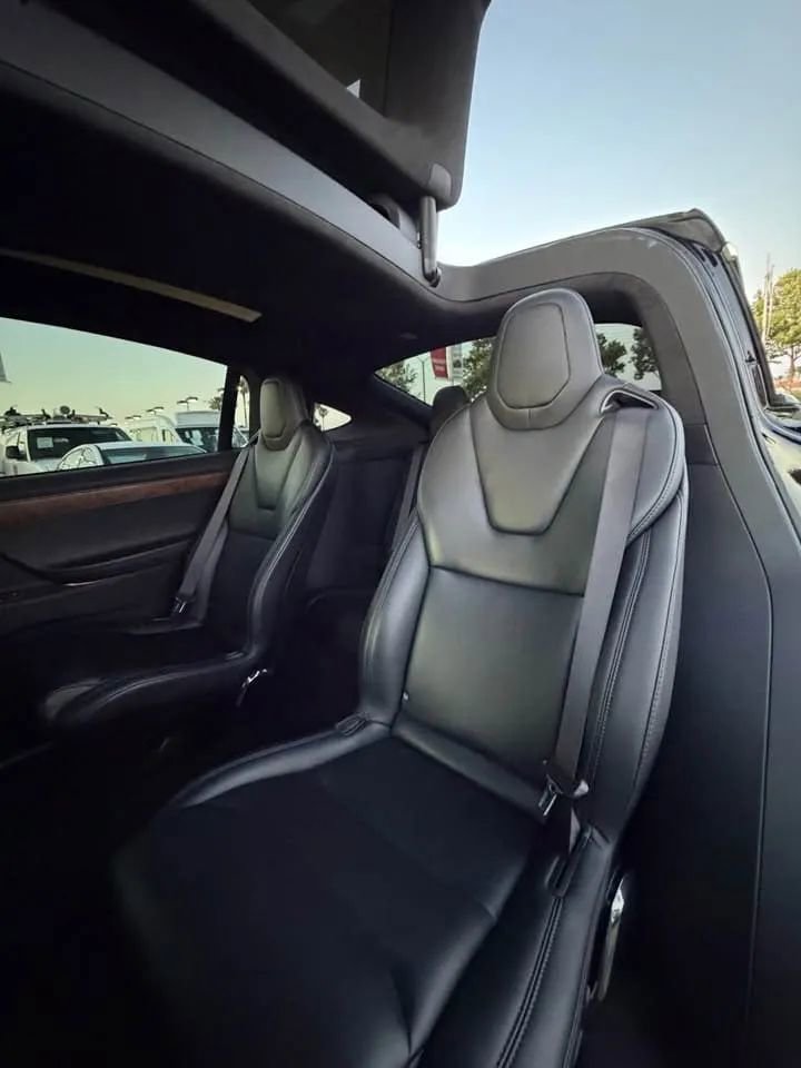 Used 2019 Tesla Model X Long Range AWD/4WD image 11
