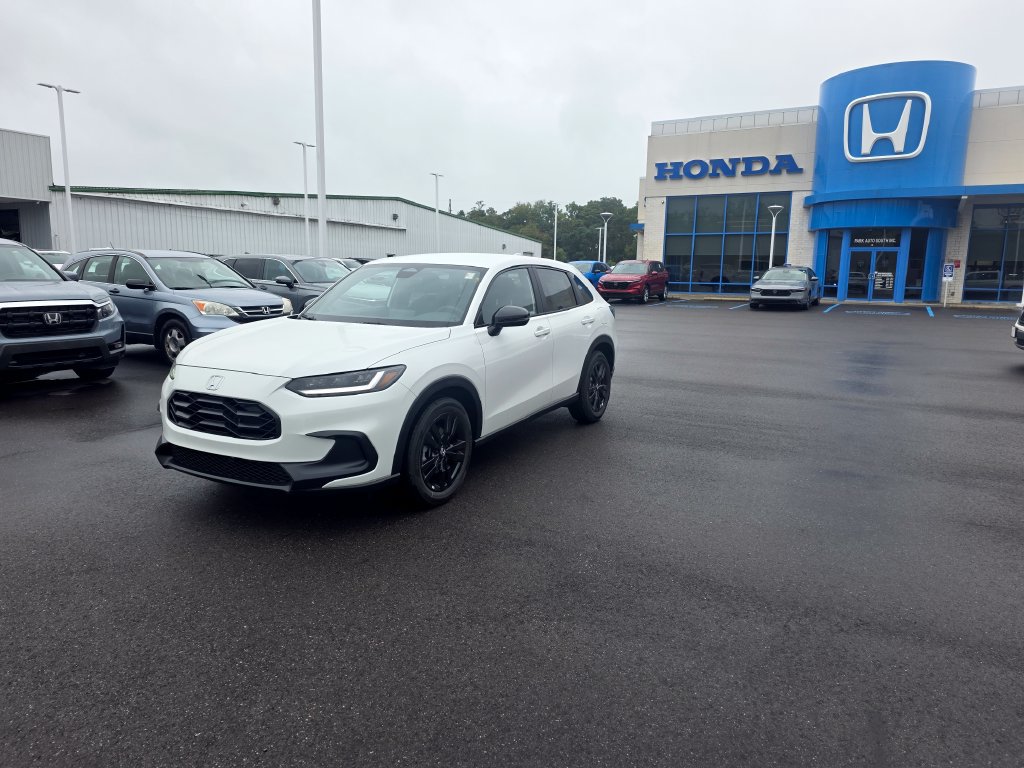 New 2027 Honda HR-V Sport image 7
