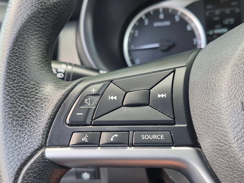 Used 2021 Nissan Kicks S FWD image 13