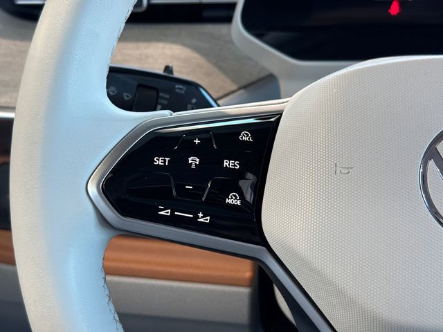 Used 2025 Volkswagen ID. Buzz 1st Edition image 29