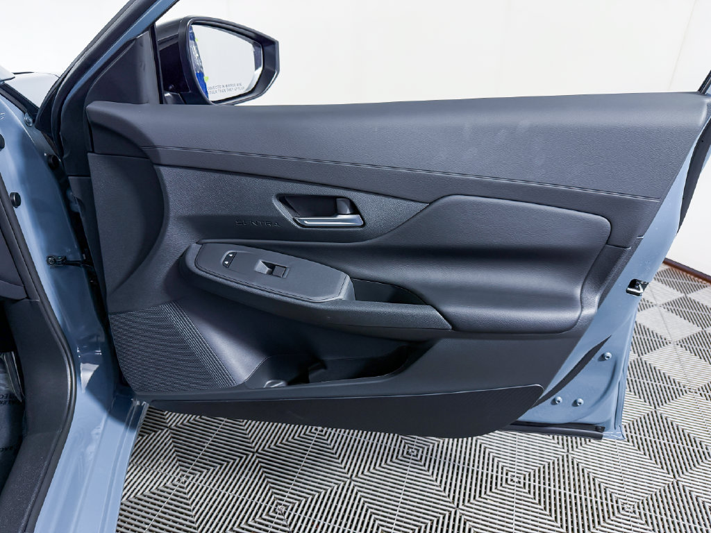 Certified 2026 Nissan Sentra SV w/ SV Convenience Package FWD image 45