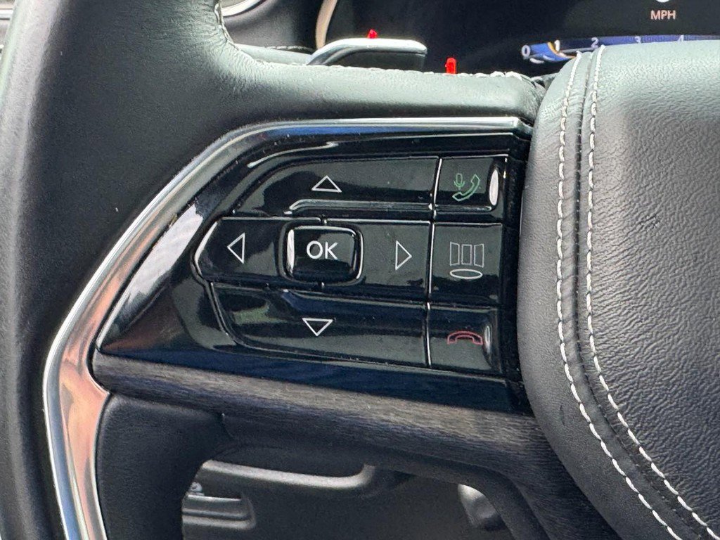 Used 2022 Jeep Grand Cherokee L Overland image 21