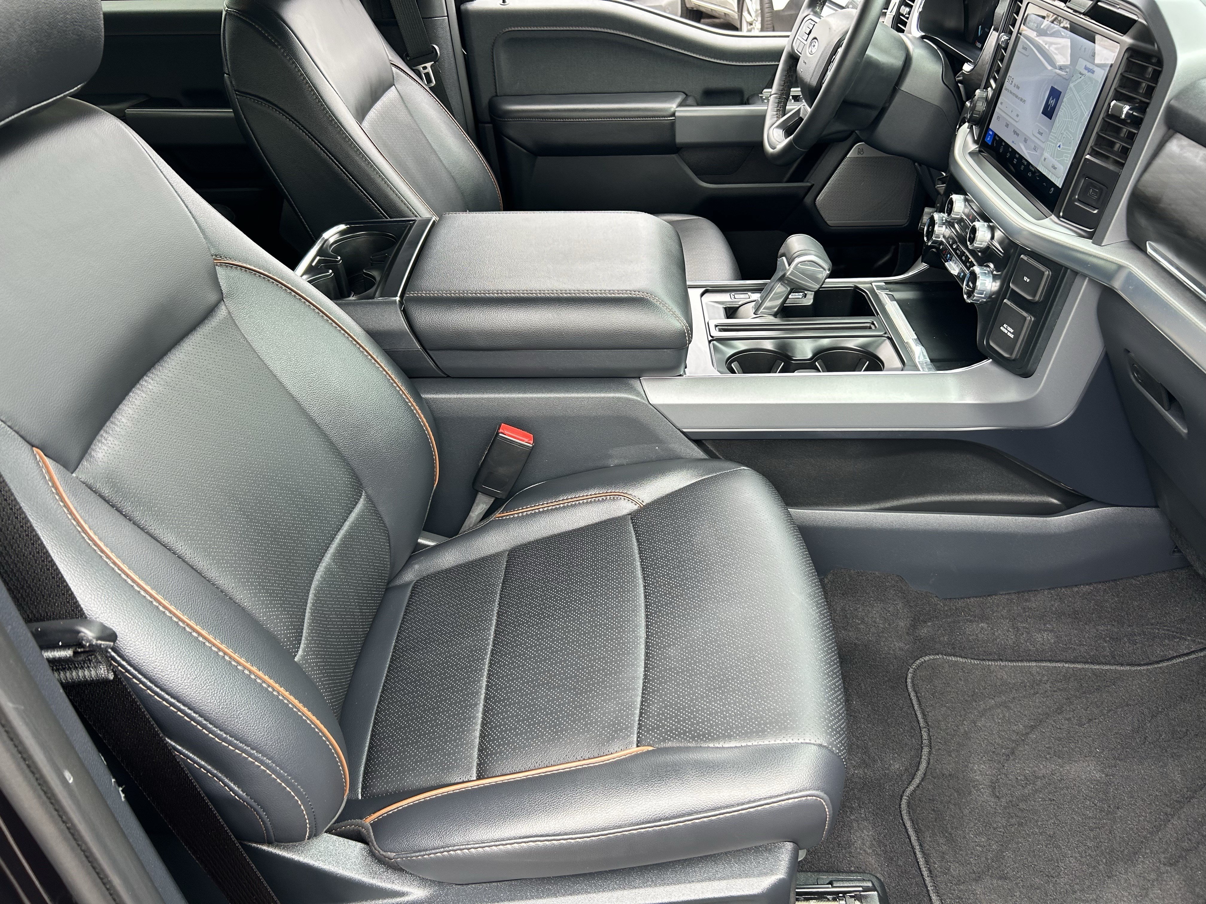 Used 2025 Ford F150 Lariat AWD/4WD image 9