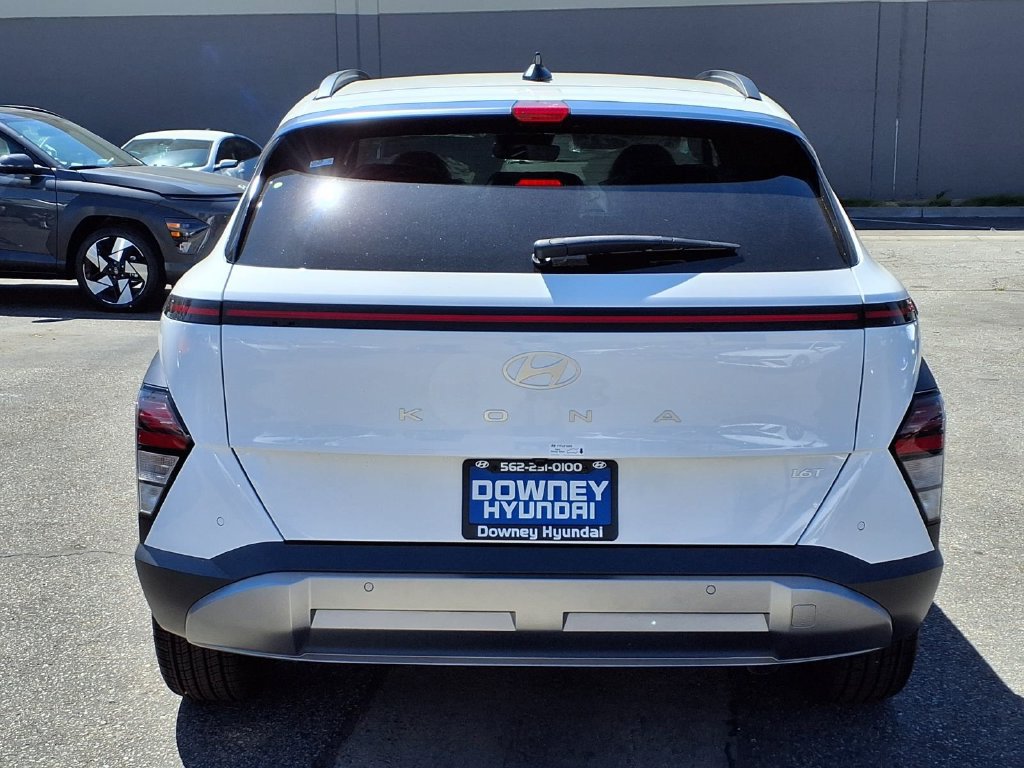 New 2026 Hyundai Kona Limited FWD image 5