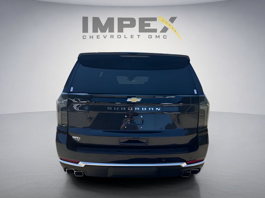 Used 2026 Chevrolet Suburban High Country RWD image 4