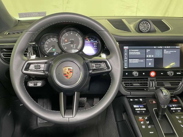 New 2026 Porsche Macan image 27