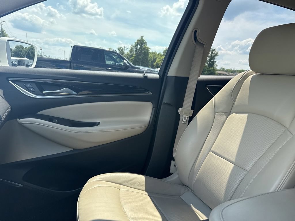 Used 2019 Buick Enclave Essence FWD image 30