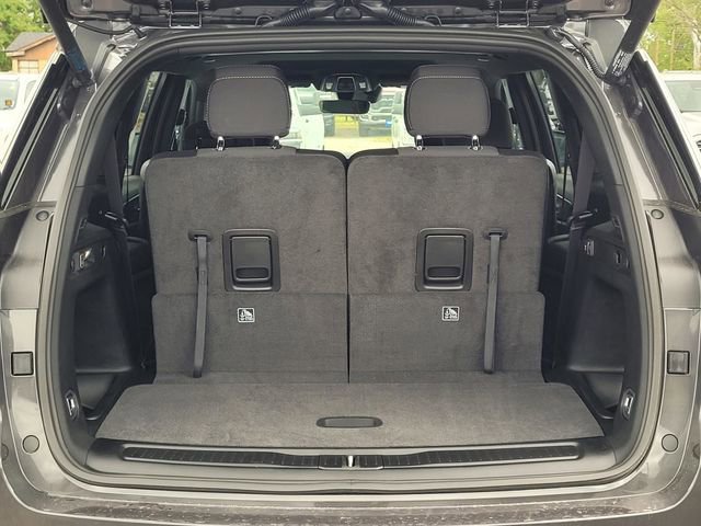 New 2026 Jeep Grand Cherokee L 2WD image 8