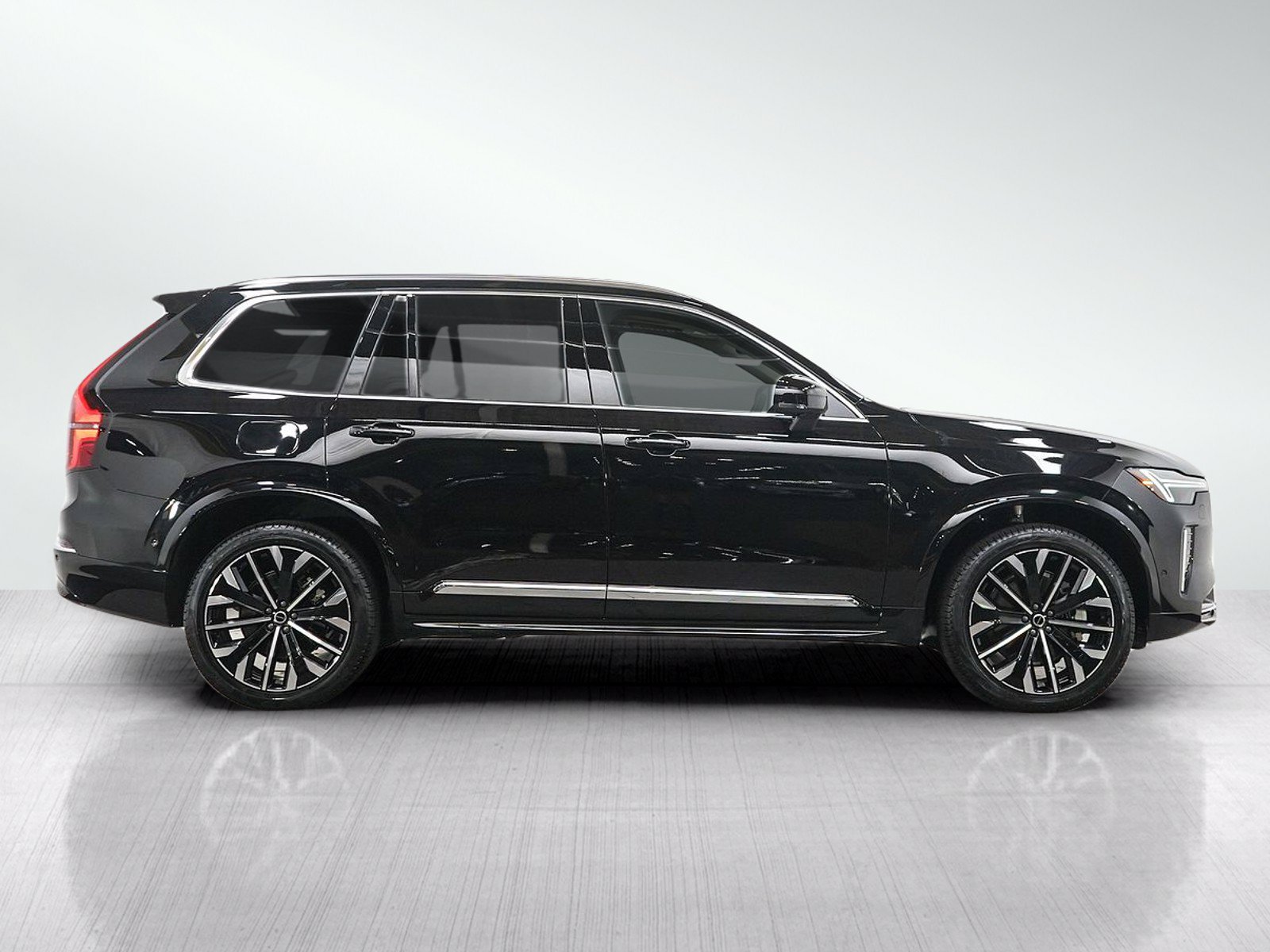 Used 2026 Volvo XC90 B6 Plus AWD/4WD image 7