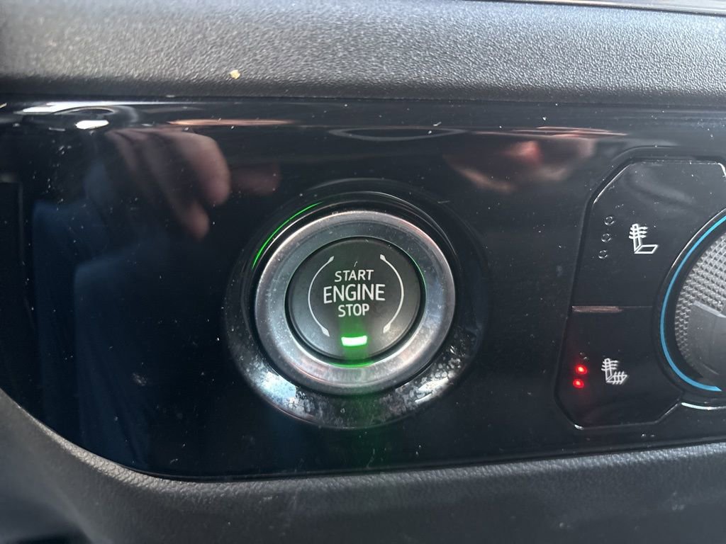 Used 2024 Chevrolet Silverado 1500 LT image 25