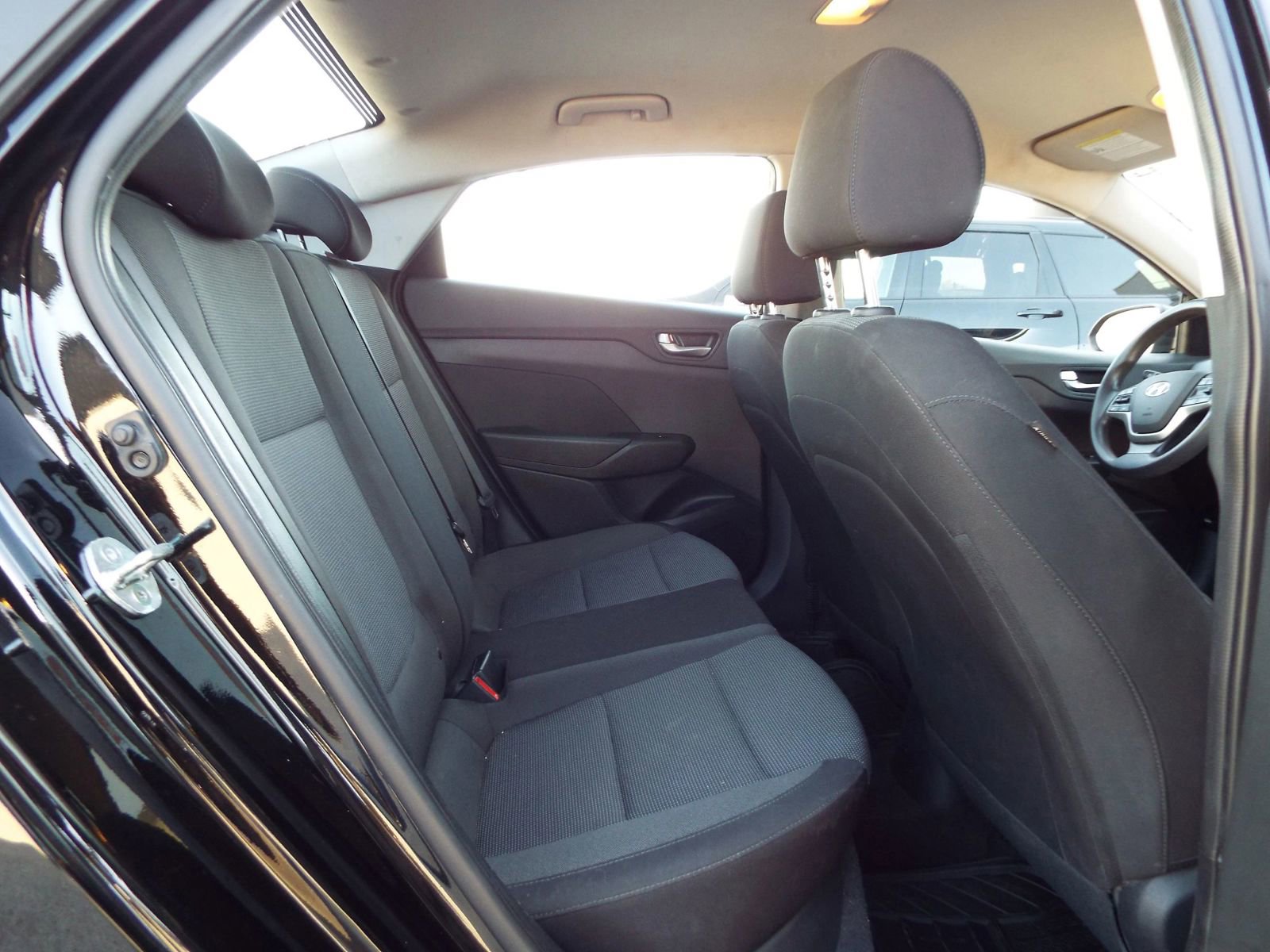 Used 2021 Hyundai Accent SE image 19