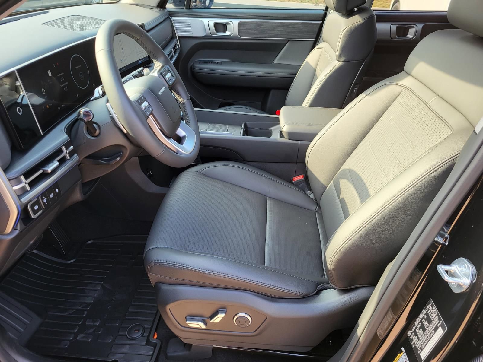 New 2026 Hyundai Santa Fe Limited FWD image 14