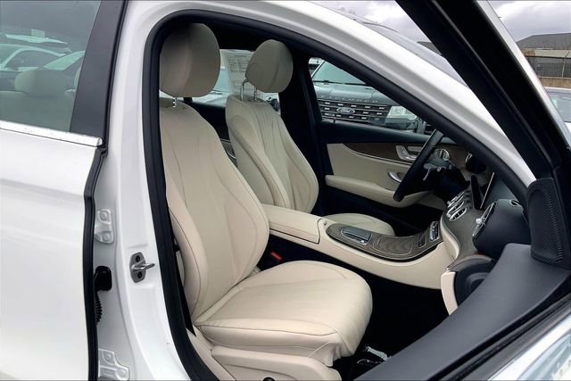 Certified 2022 Mercedes-Benz E 450 4MATIC Sedan image 7