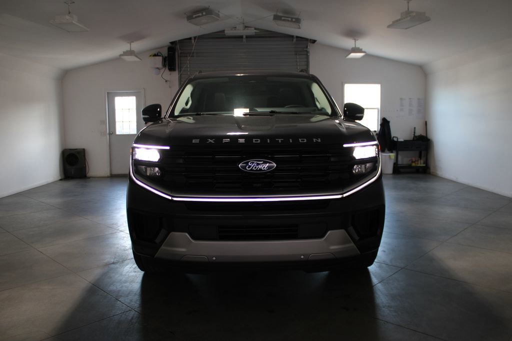 New 2026 Ford Expedition Platinum image 57