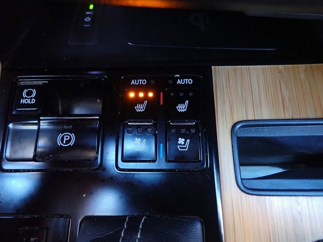 Used 2021 Lexus RX 350L Premium image 25