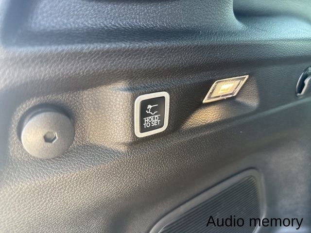 New 2026 Jeep Grand Cherokee L Limited AWD/4WD image 24
