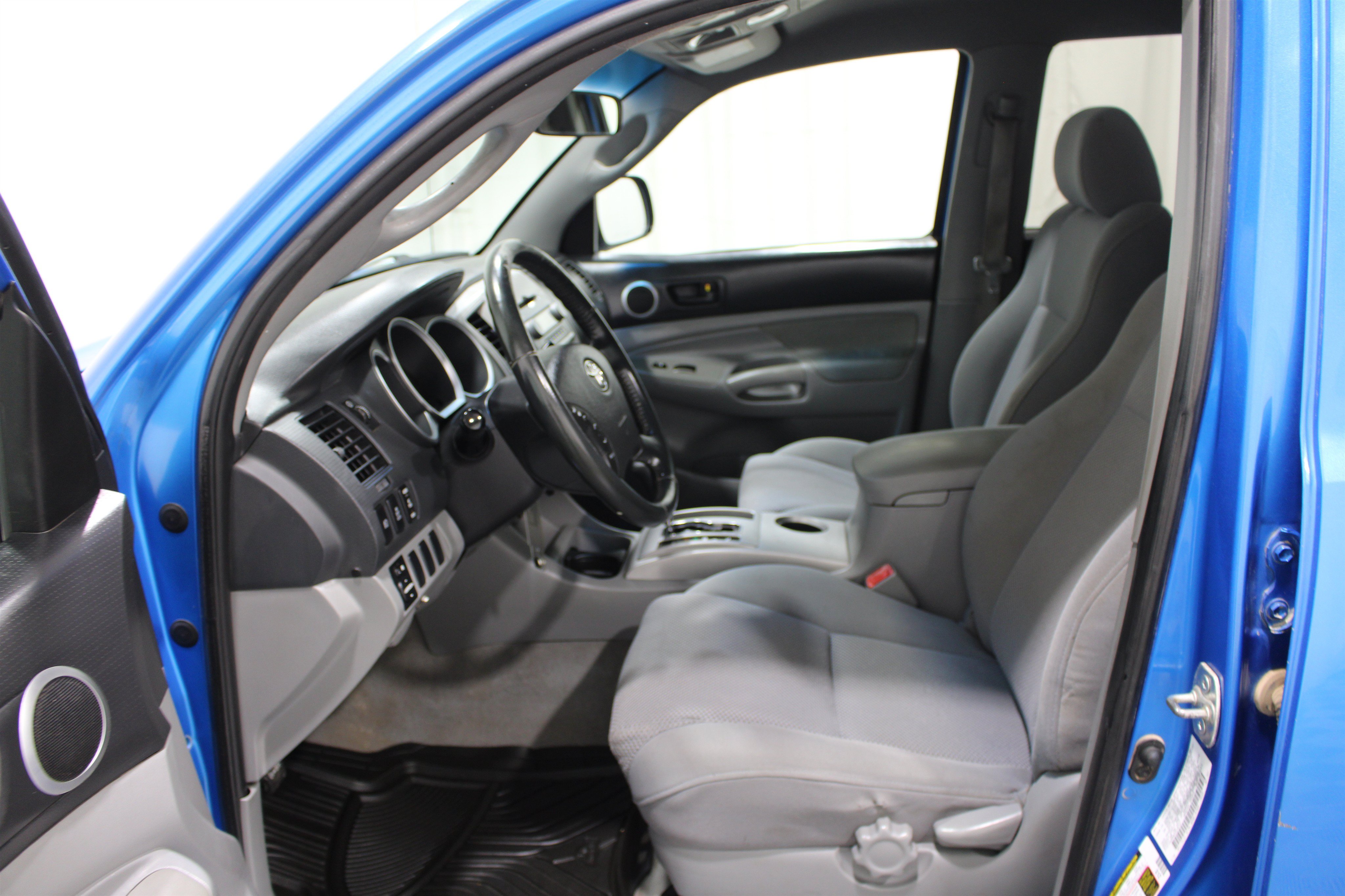 Used 2008 Toyota Tacoma 4x4 Double Cab w/ TRD Off-Road Pkg #1 image 3