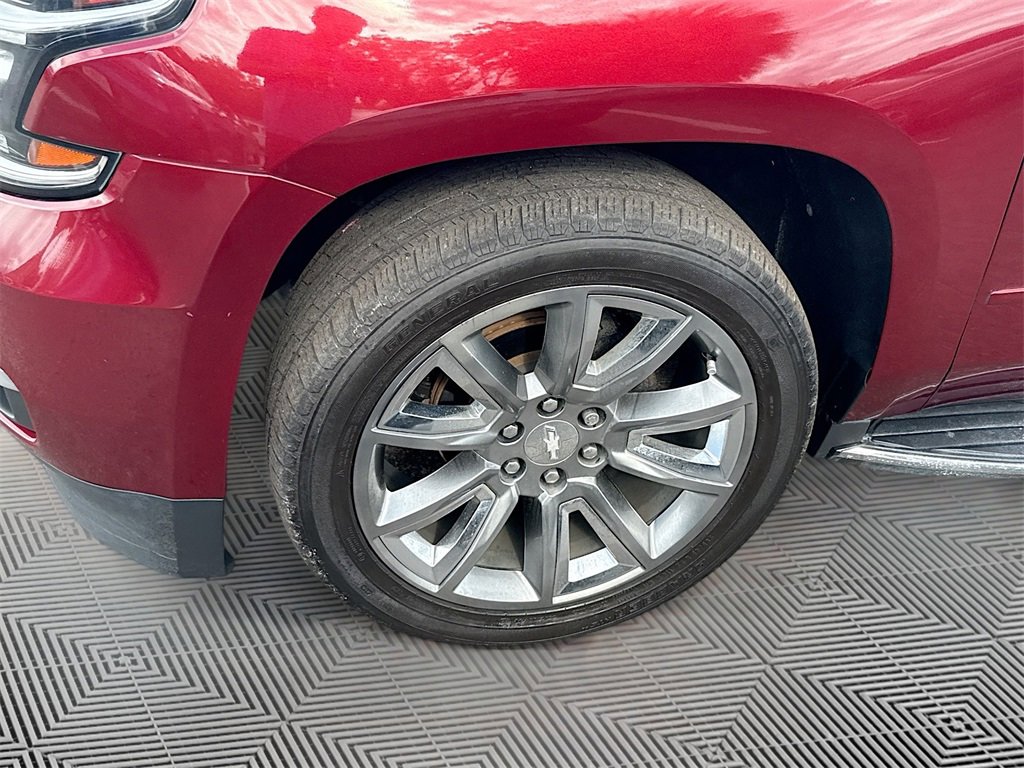 Used 2020 Chevrolet Suburban Premier image 36