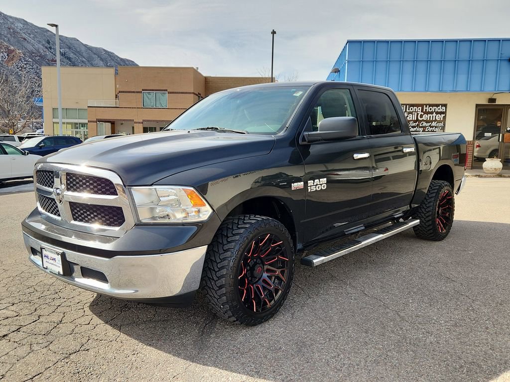 Used 2017 RAM 1500 Classic SLT image 5