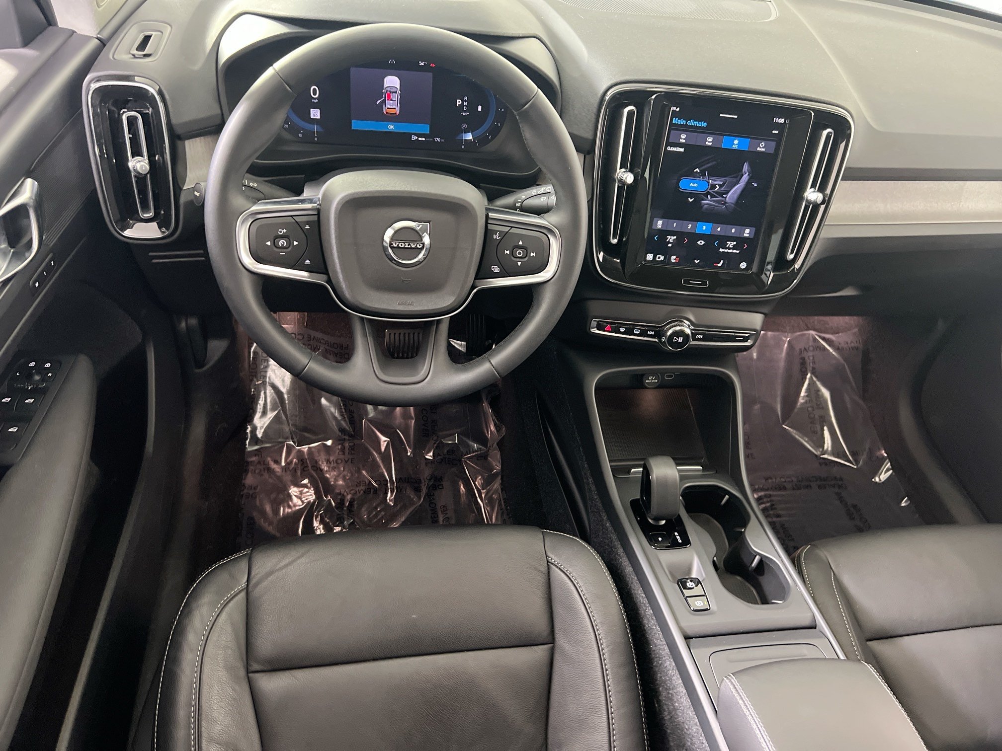 Used 2023 Volvo XC40 B5 Core w/ Convenience Package AWD/4WD image 21