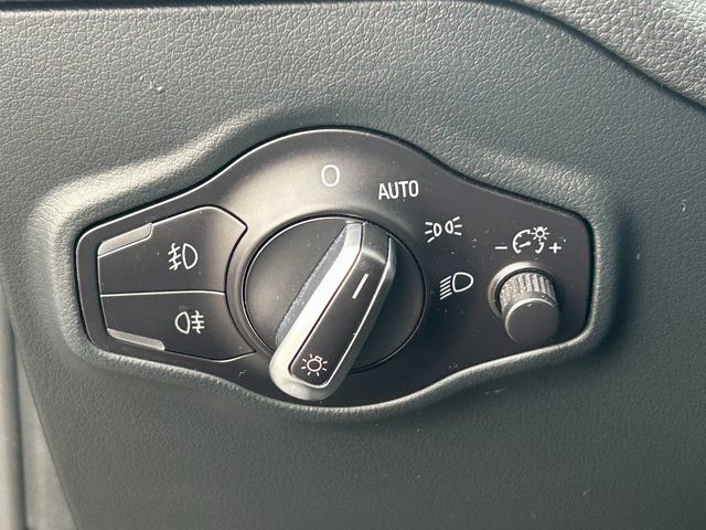 Used 2015 Audi Q5 3.0T Premium Plus w/ Technology Package image 24